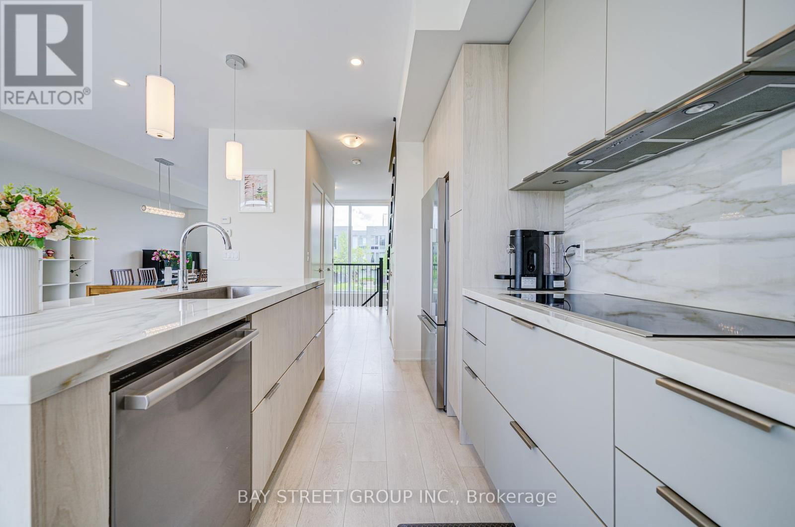 27 SONIC WAY Image 8