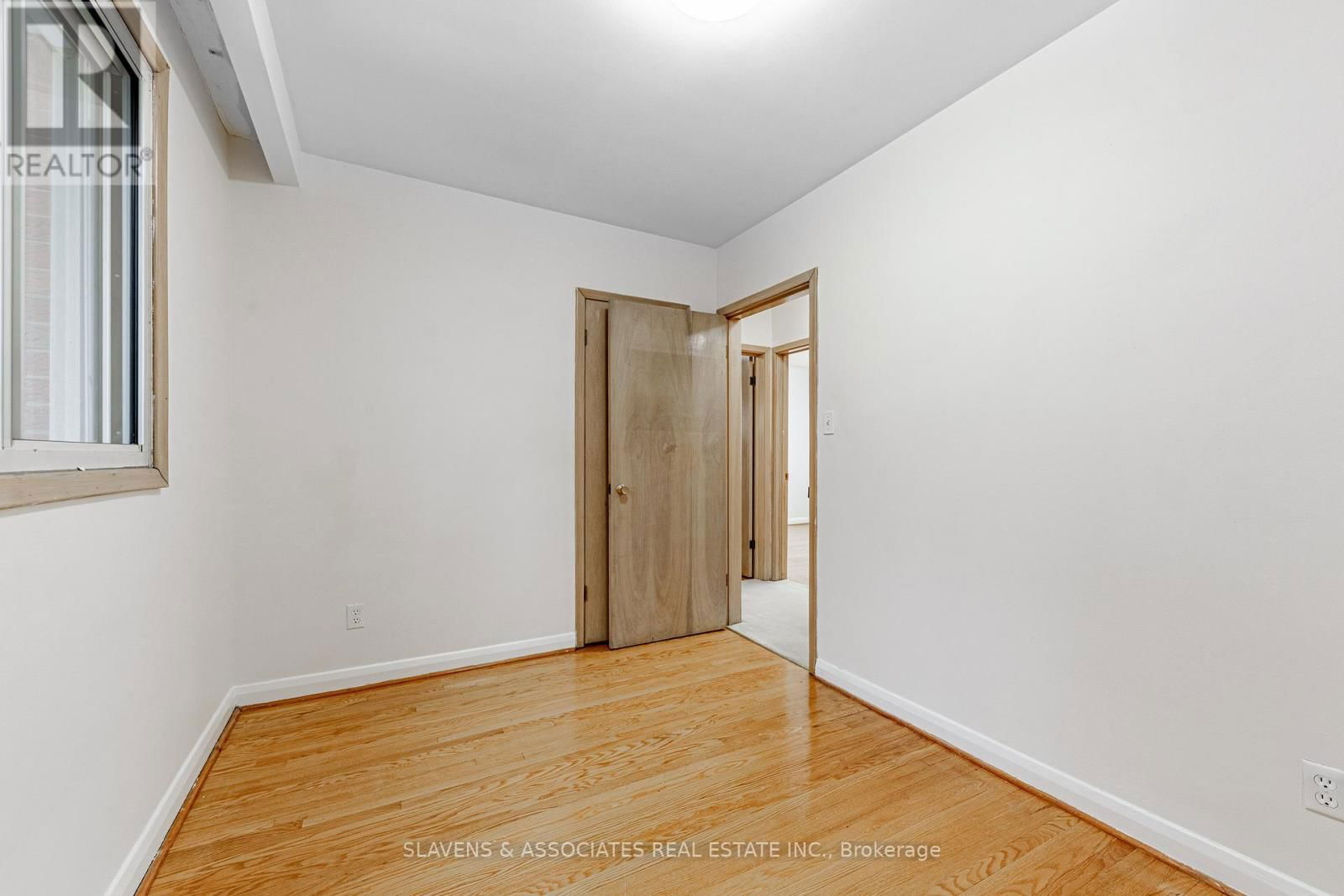 796 DAVENPORT ROAD Image 15