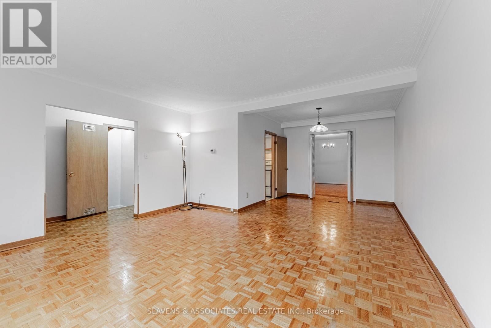 796 DAVENPORT ROAD Image 5