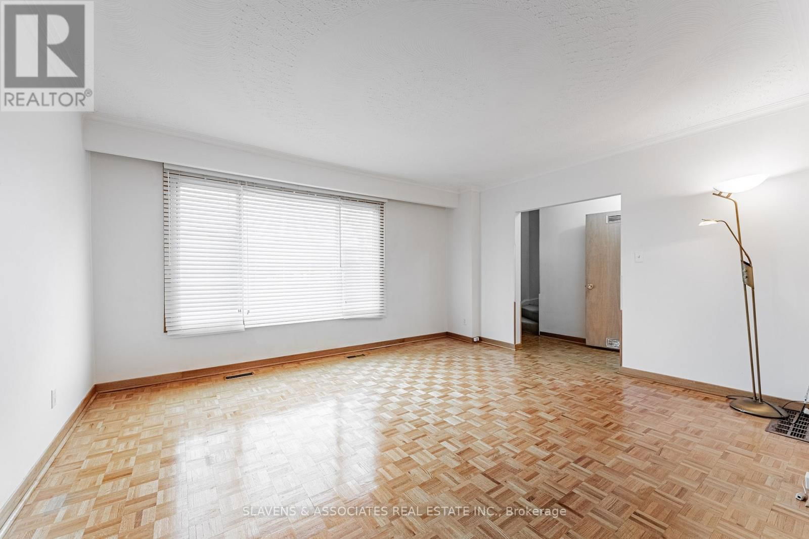 796 DAVENPORT ROAD Image 6