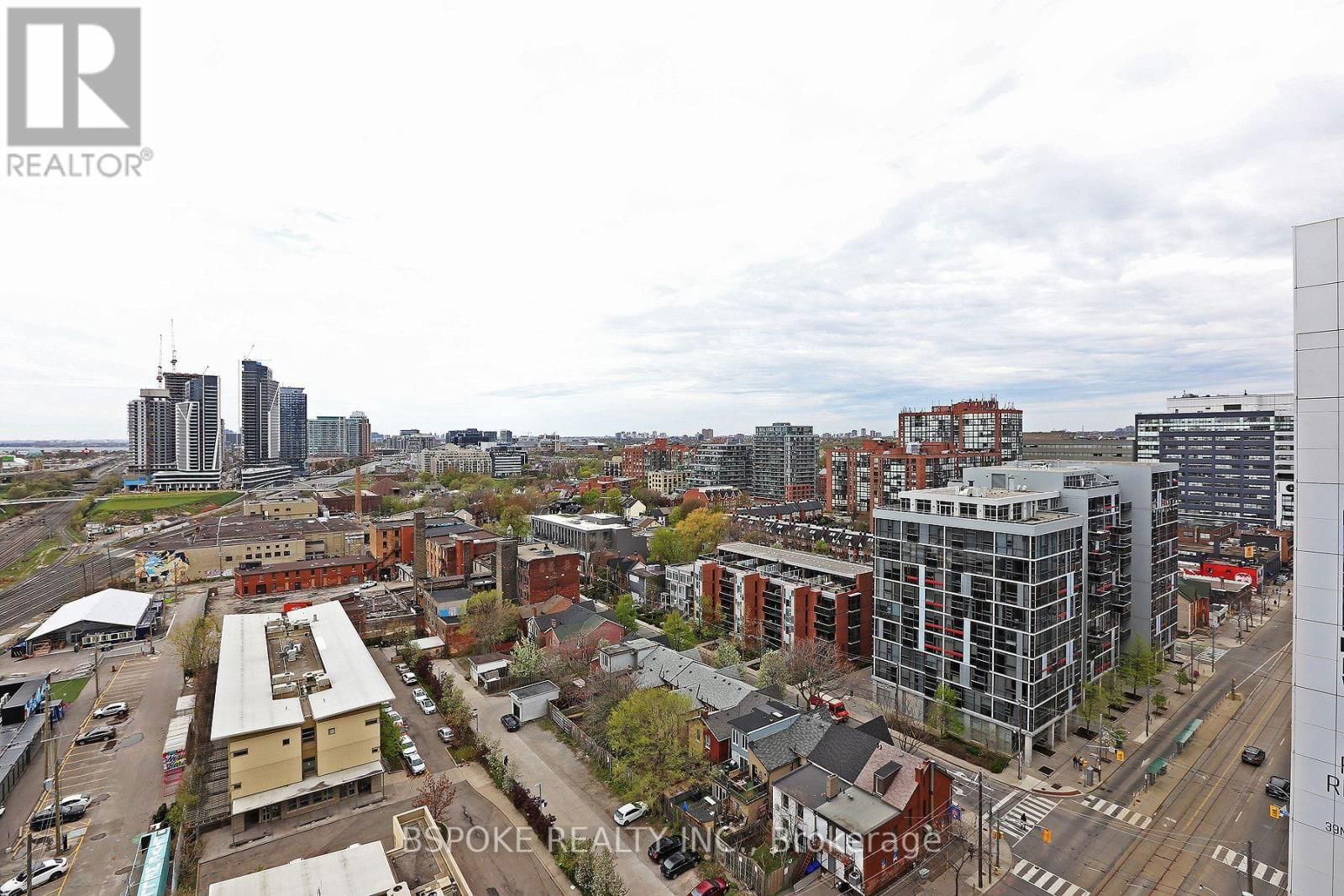 1510W - 27 BATHURST STREET Image 12