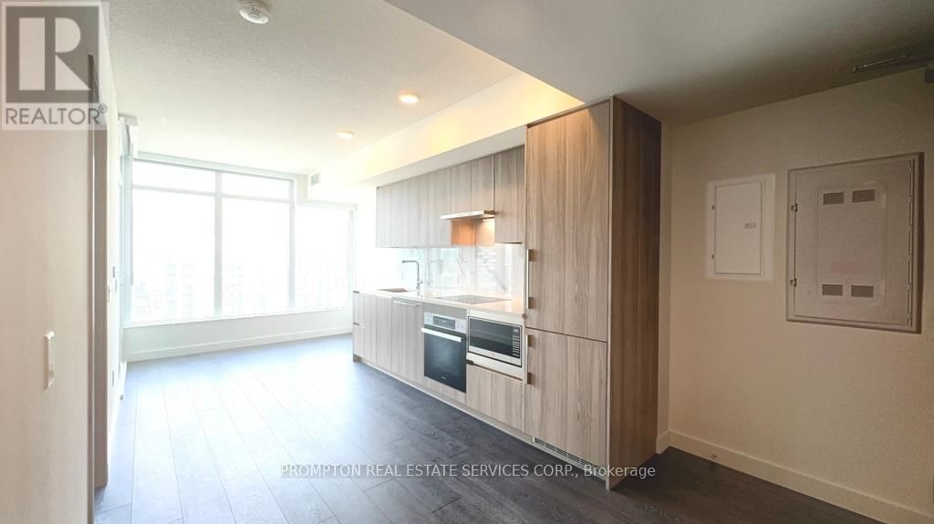 2812 - 1 CONCORD CITYPLACE WAY Image 13