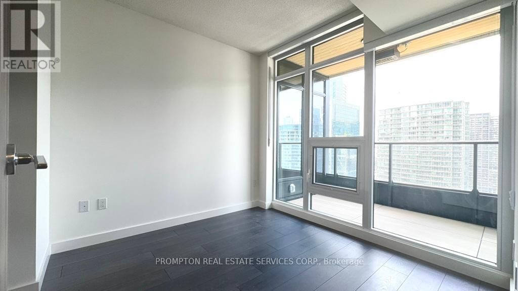 2812 - 1 CONCORD CITYPLACE WAY Image 20