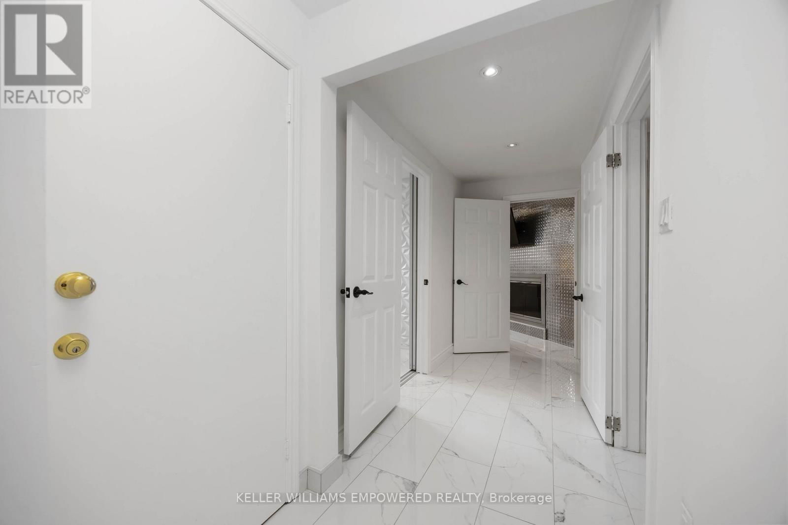 112 KINGSLAKE ROAD Image 22