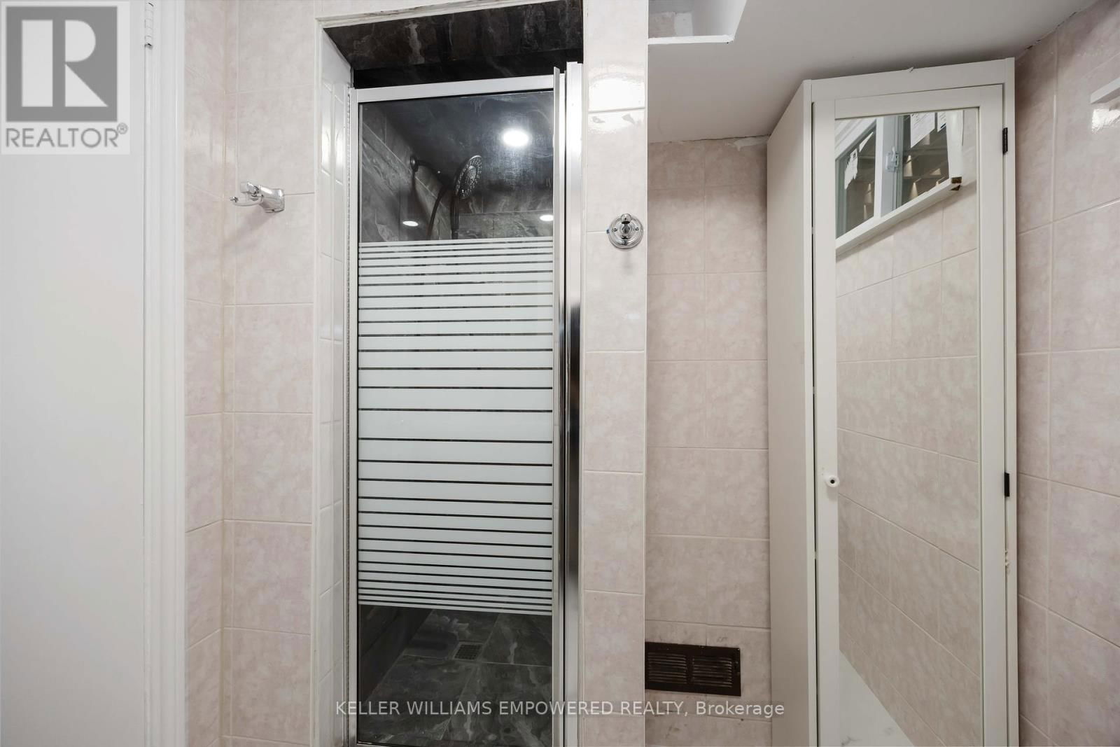112 KINGSLAKE ROAD Image 29