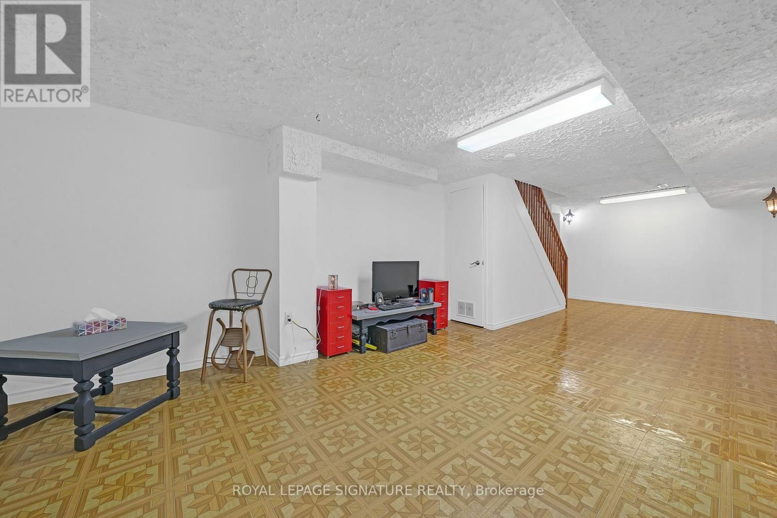 5 EARLY APPLE WAY Image 16
