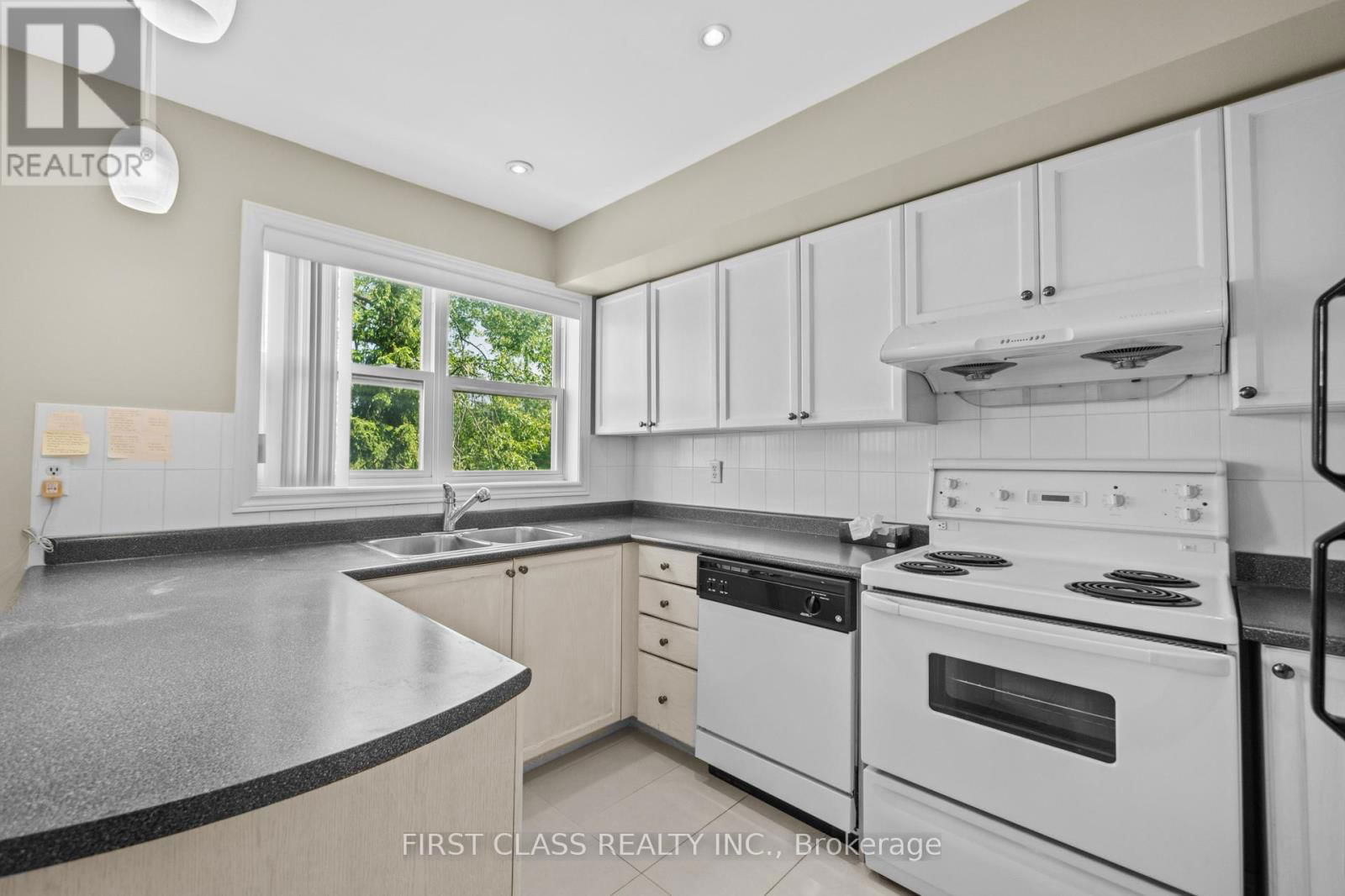 10A LEASIDE PARK DRIVE Image 20