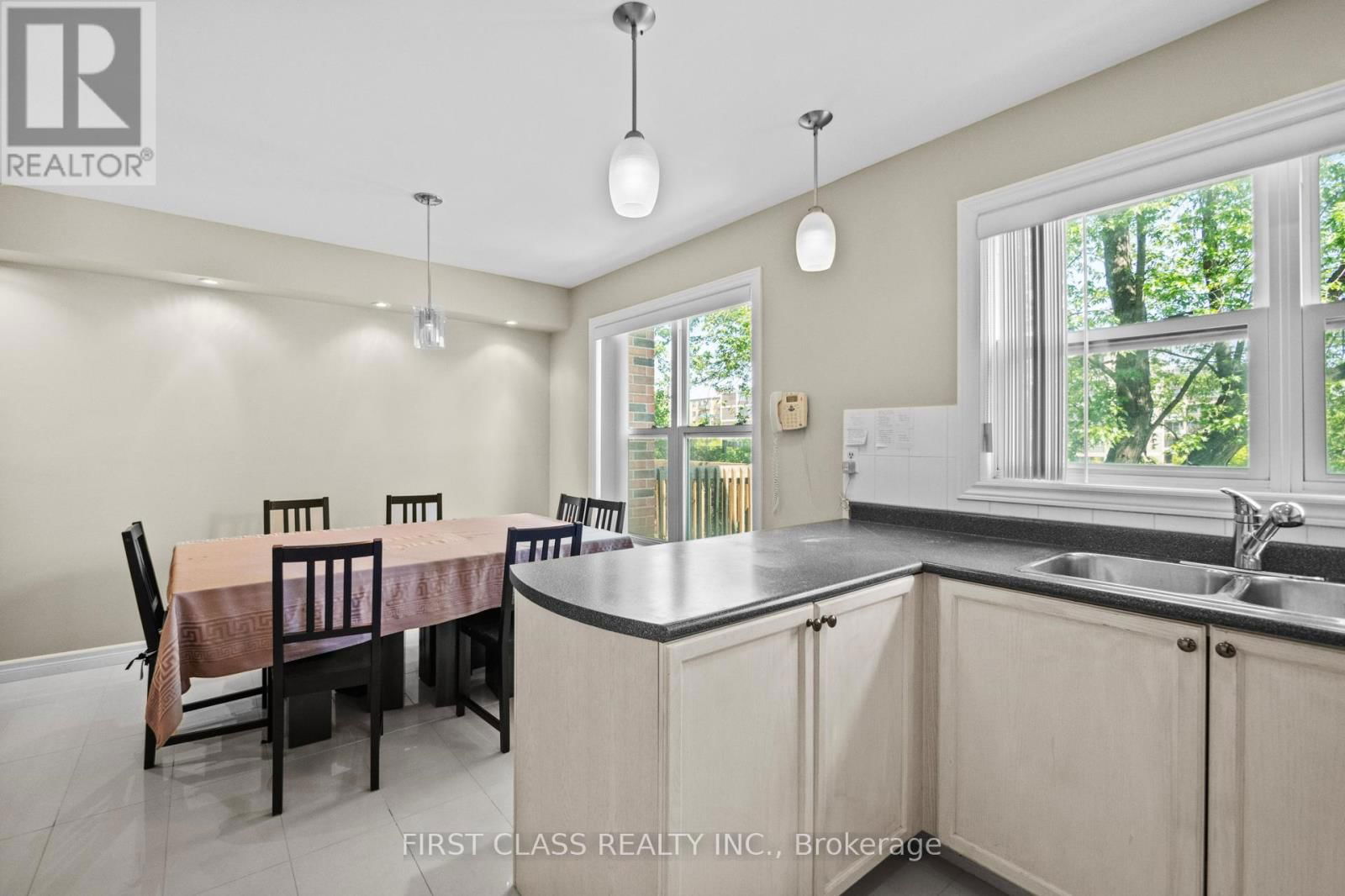 10A LEASIDE PARK DRIVE Image 23