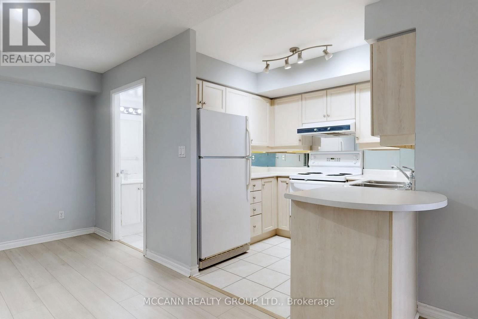 613 - 2 REAN DRIVE Image 16