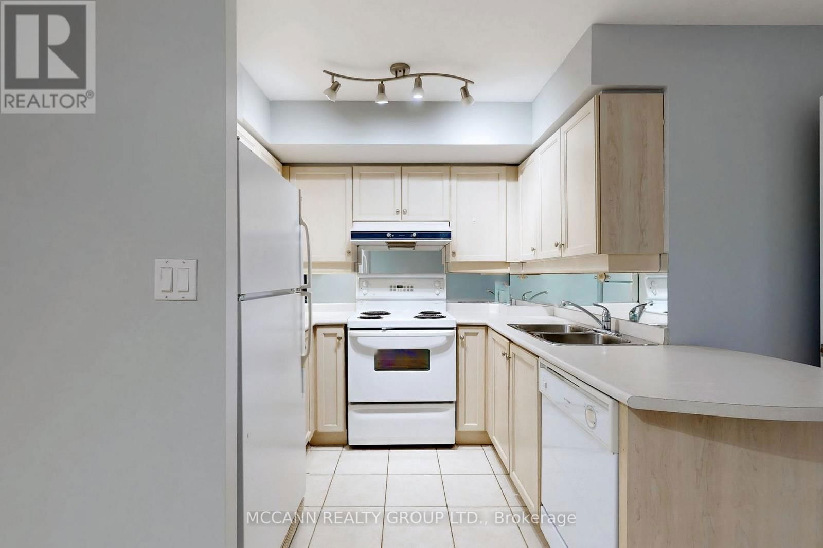 613 - 2 REAN DRIVE Image 17