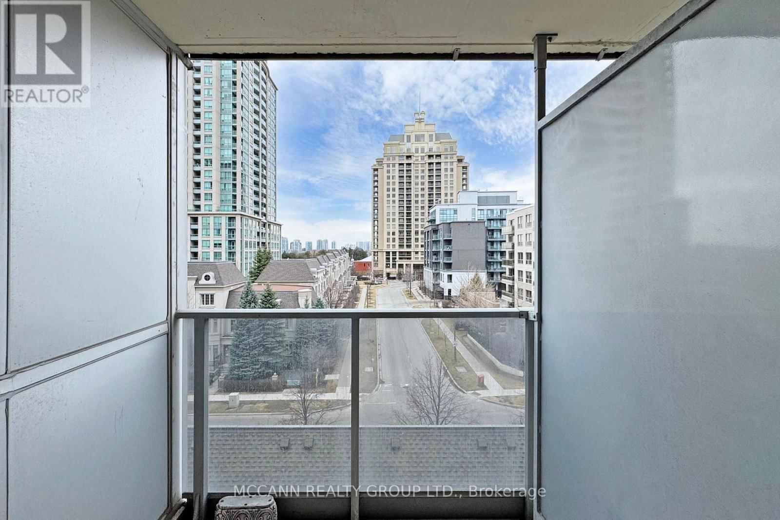 613 - 2 REAN DRIVE Image 30
