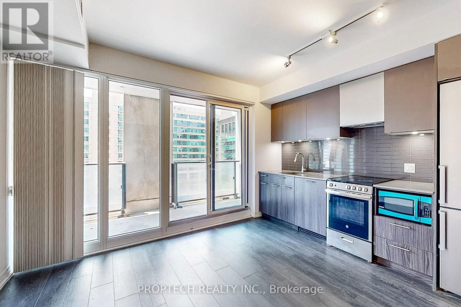 734 - 251 JARVIS STREET Image 10