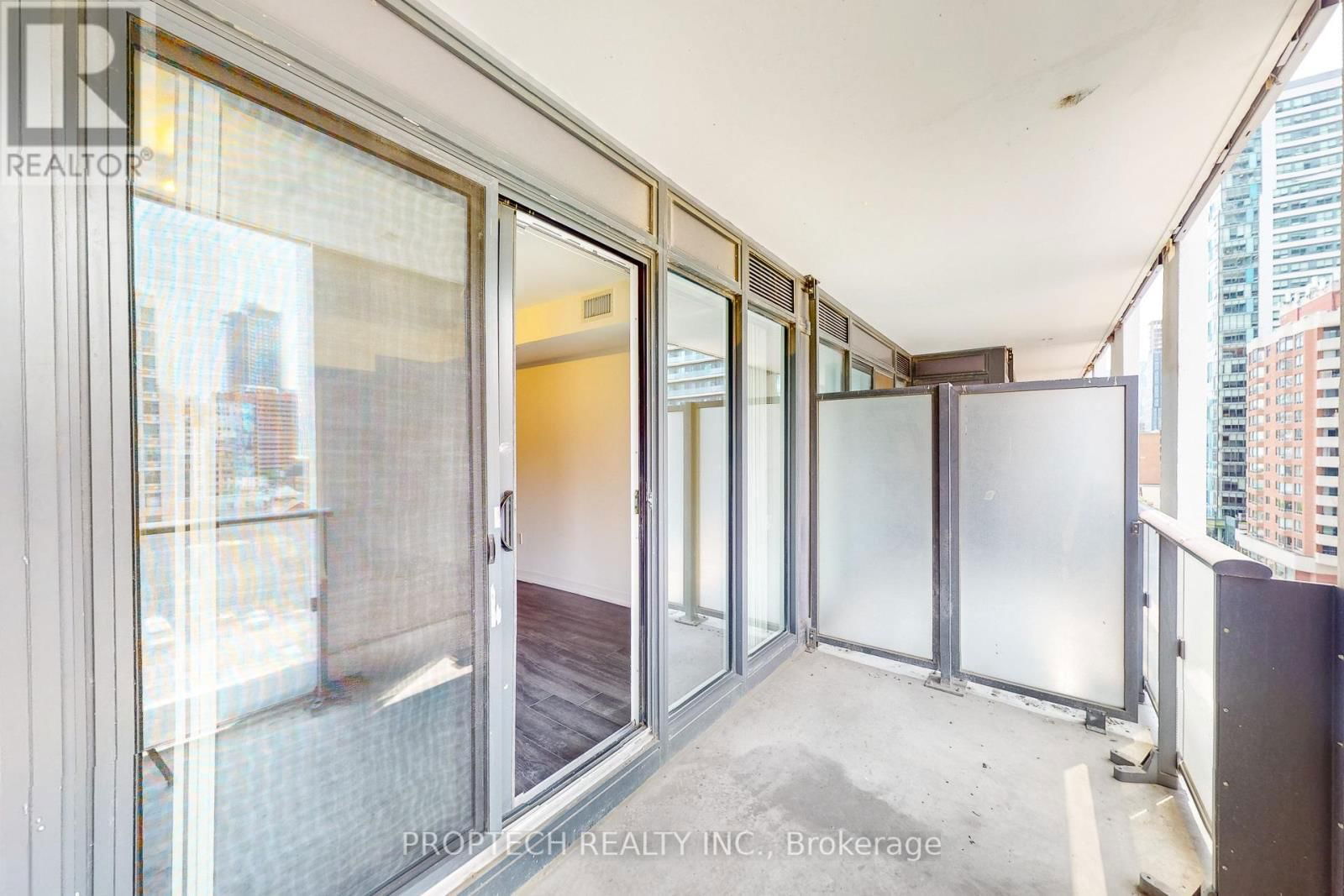 734 - 251 JARVIS STREET Image 24