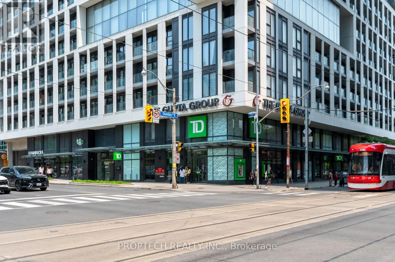 734 - 251 JARVIS STREET Image 4