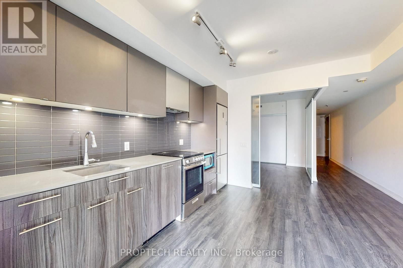 734 - 251 JARVIS STREET Image 8