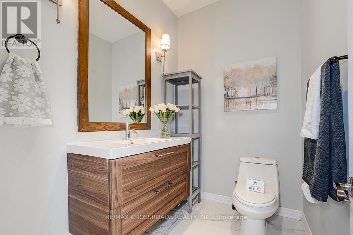 53 FOREST GROVE DRIVE Image 15