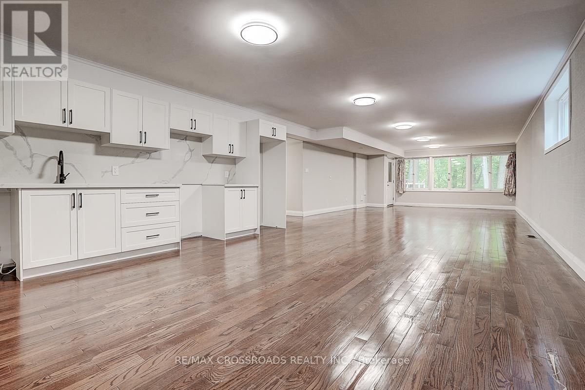 53 FOREST GROVE DRIVE Image 38
