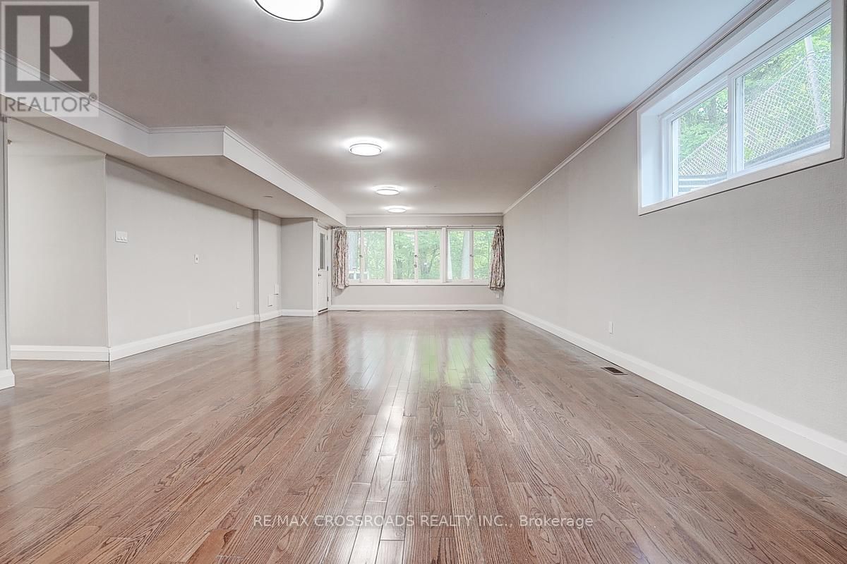 53 FOREST GROVE DRIVE Image 39