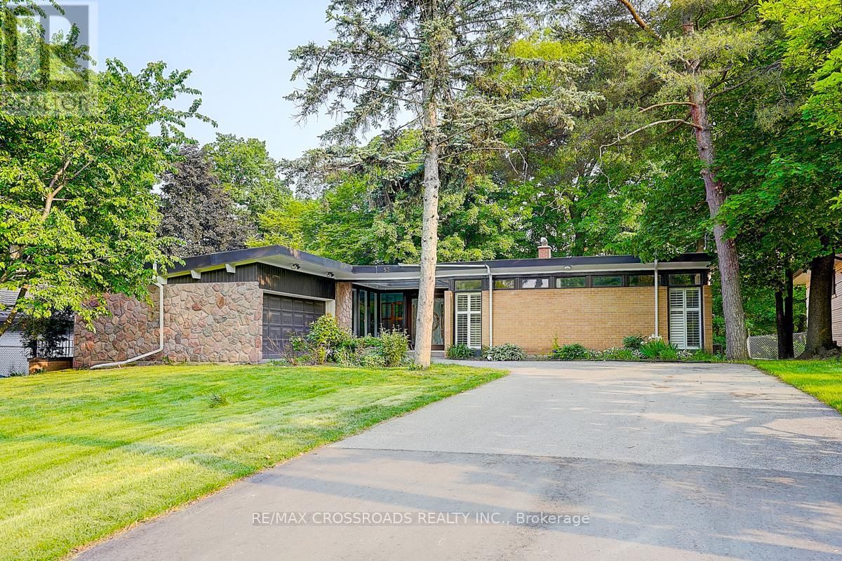 53 FOREST GROVE DRIVE Image 4