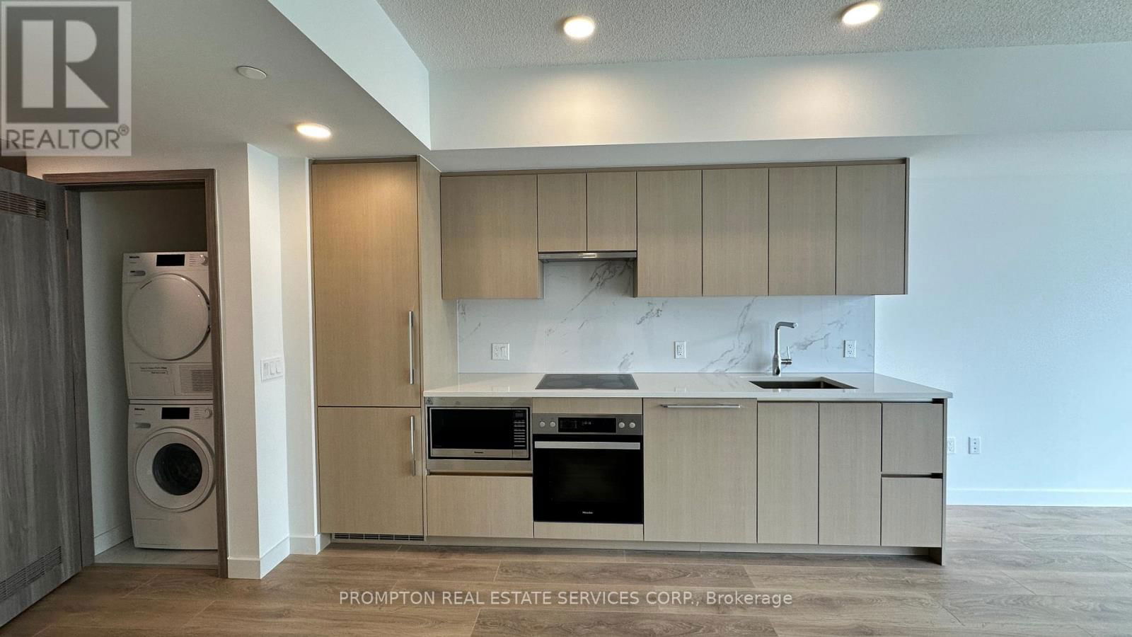 510 - 1 CONCORD CITYPLACE WAY Image 12