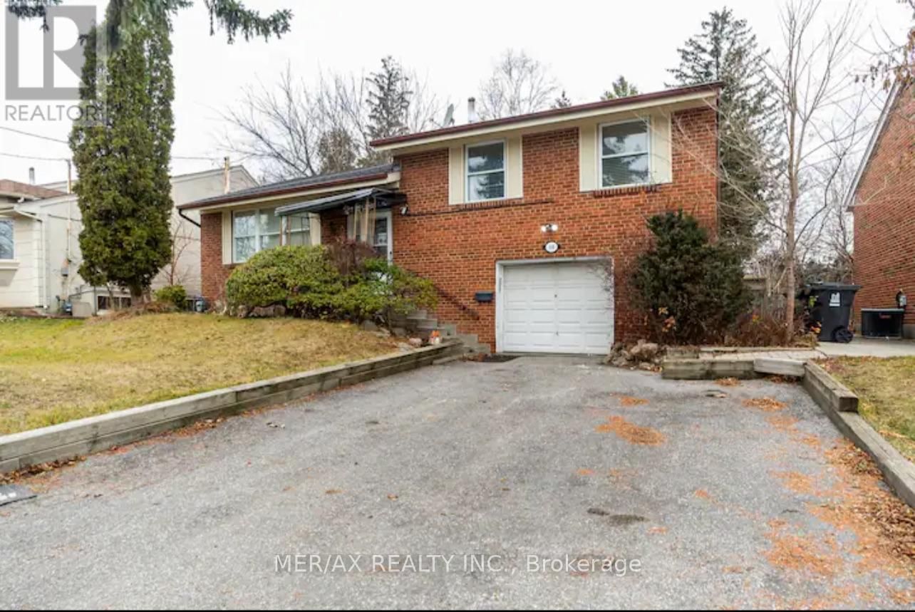 Upper - 146 NEWTON DRIVE Image 1