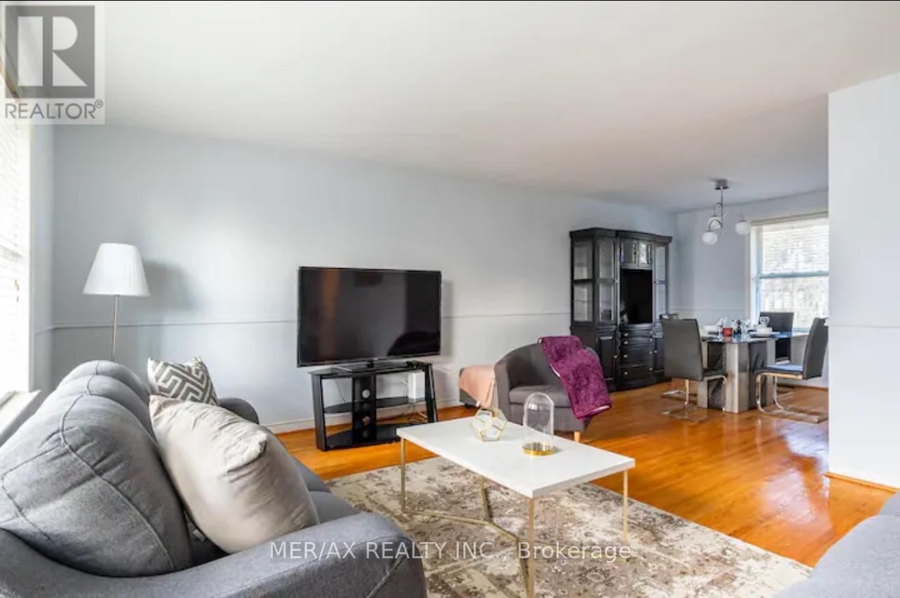 Upper - 146 NEWTON DRIVE Image 12