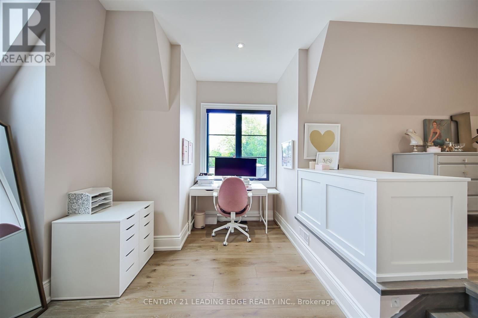 9 SANDPIPER COURT Image 33