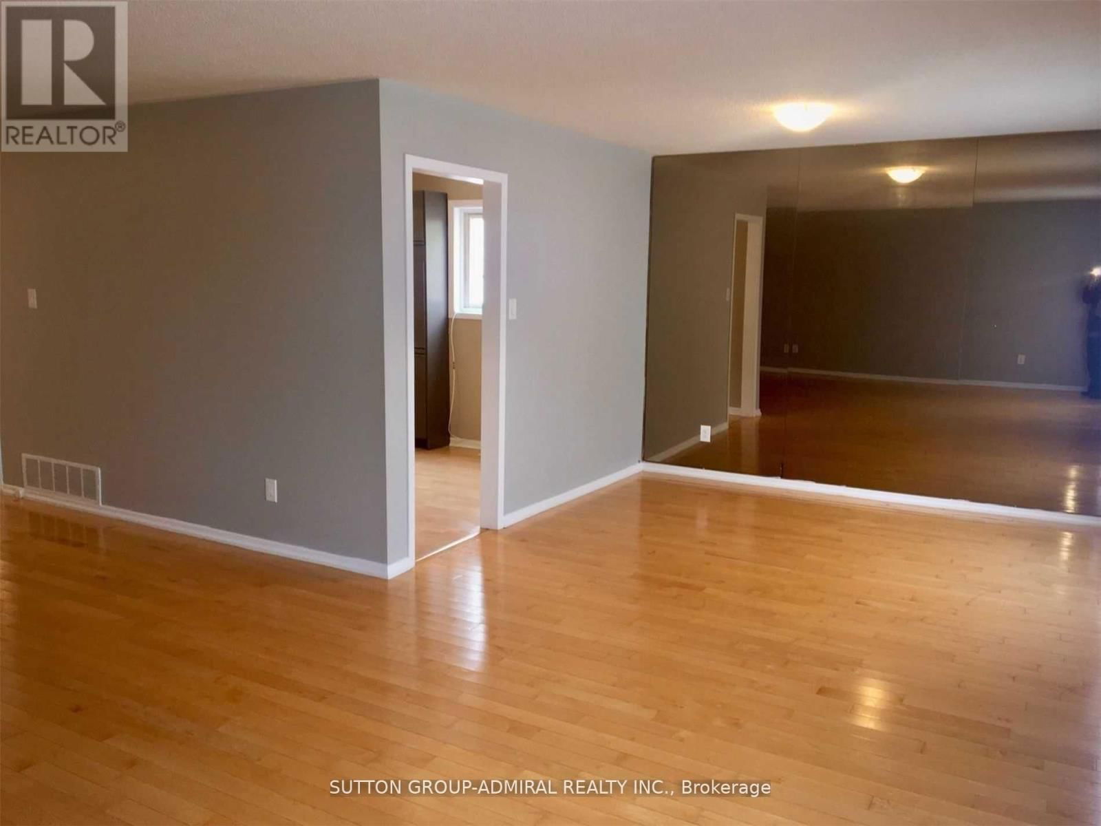 2nd Flr - 4 NOOTKA CRESCENT Image 7