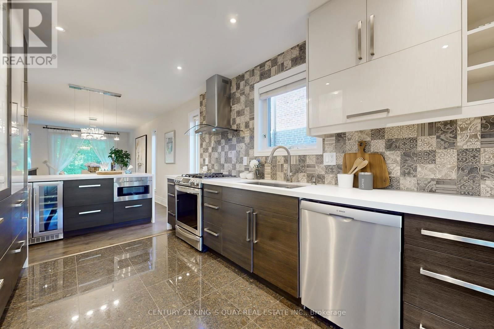 22 COREYDALE COURT Image 18