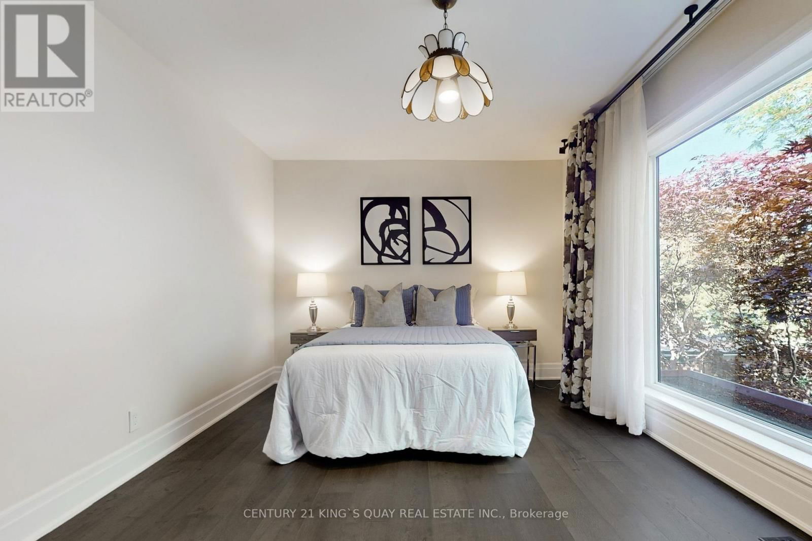 22 COREYDALE COURT Image 32