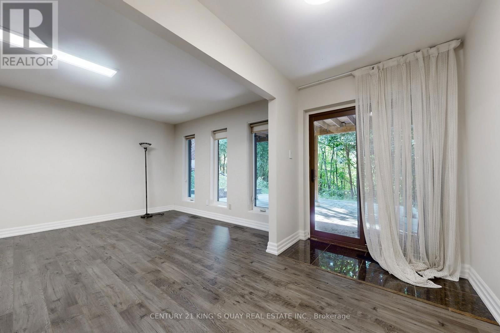 22 COREYDALE COURT Image 43