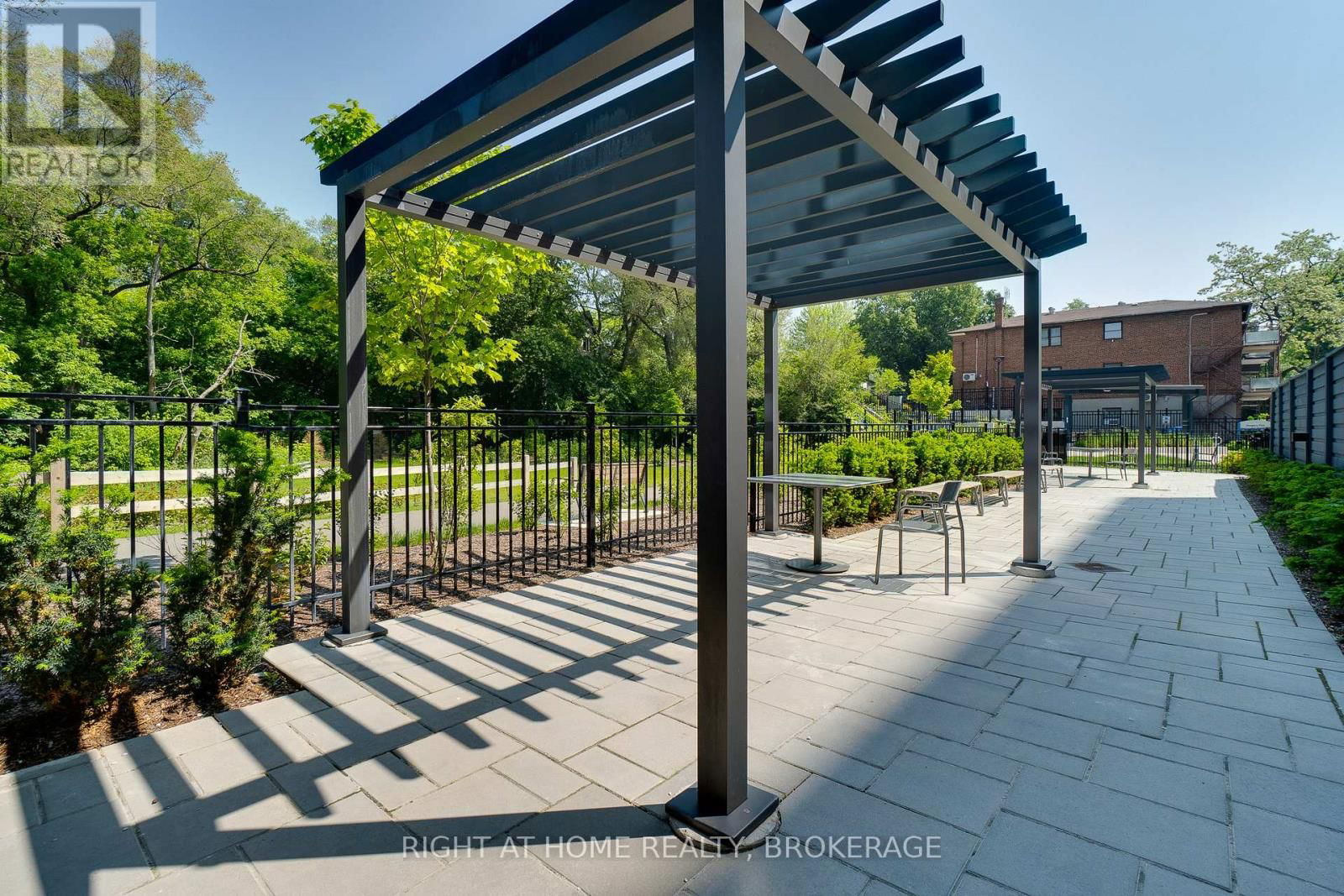 724 - 250 LAWRENCE AVENUE WEST Image 39