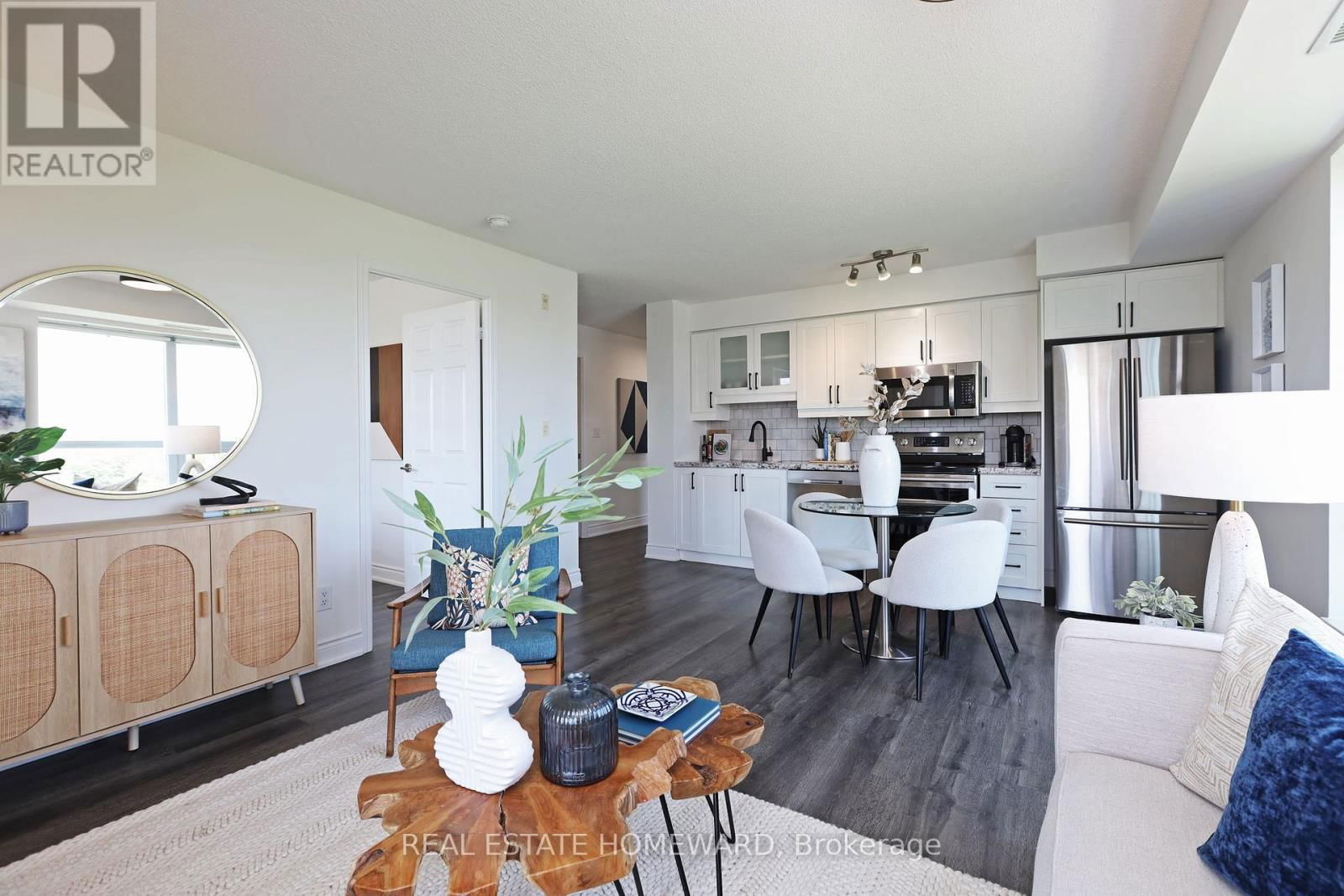 #608 - 120 DALLIMORE CIRCLE Image 17