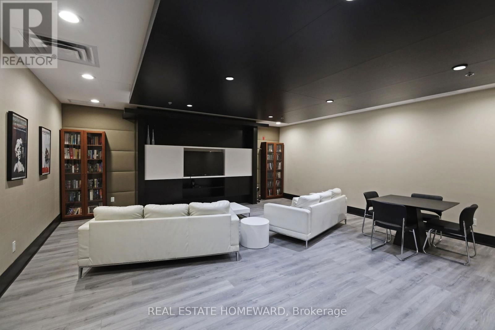 #608 - 120 DALLIMORE CIRCLE Image 37