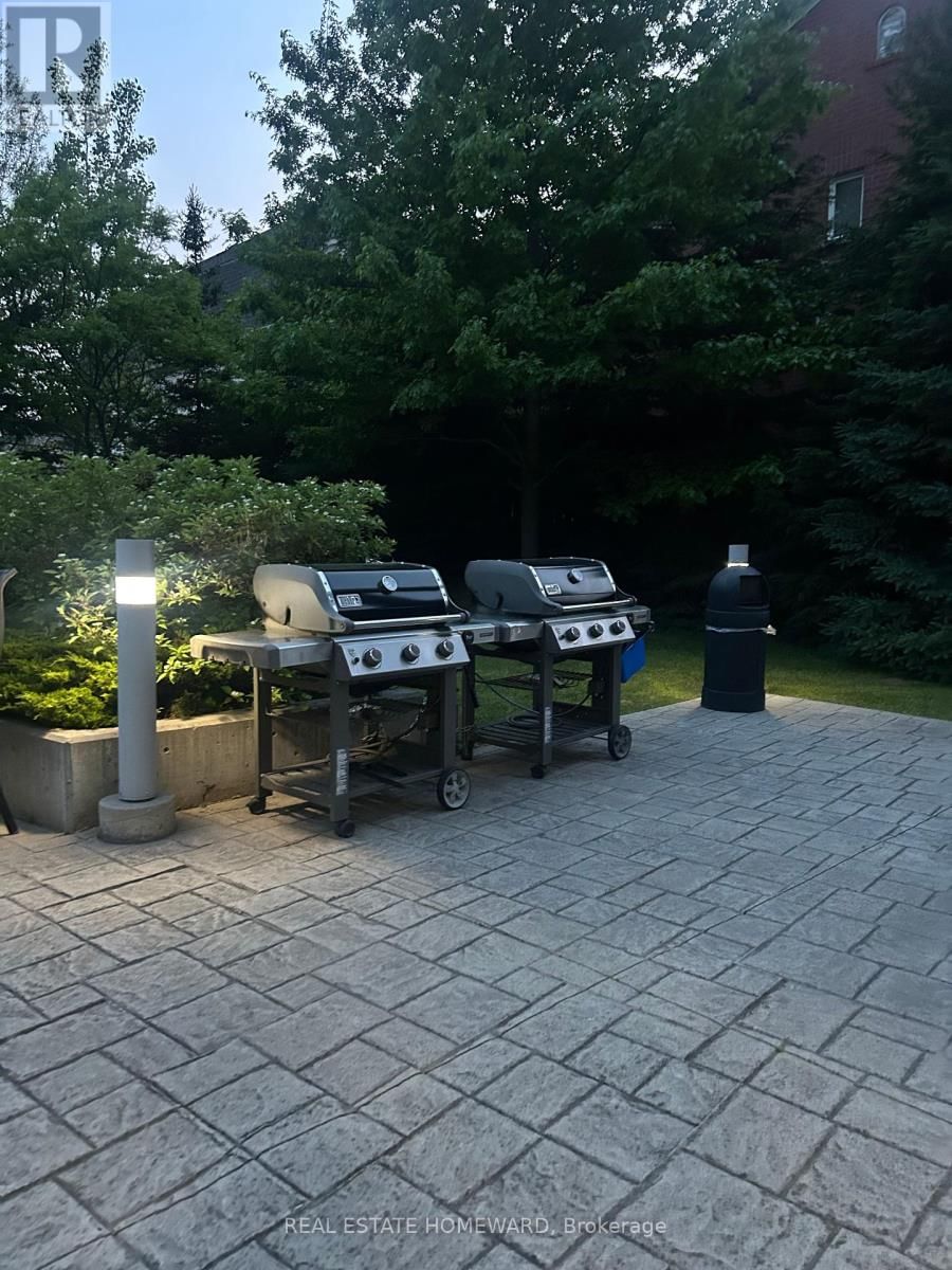 #608 - 120 DALLIMORE CIRCLE Image 38