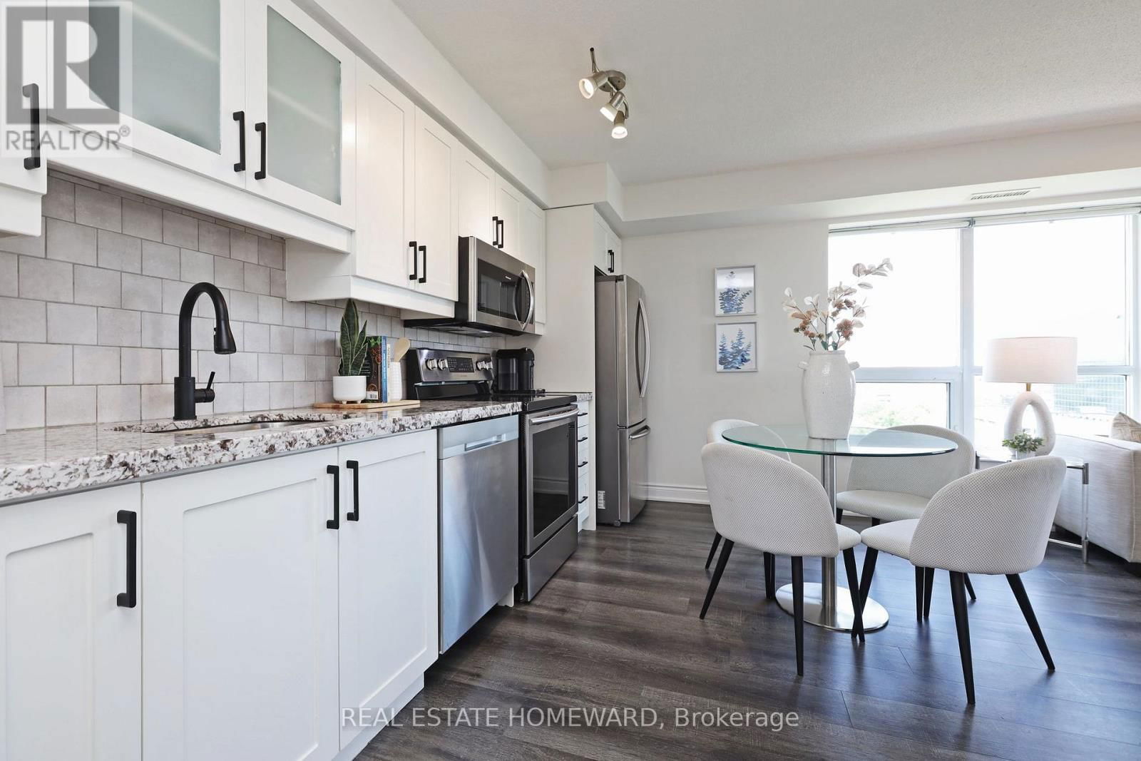 #608 - 120 DALLIMORE CIRCLE Image 7