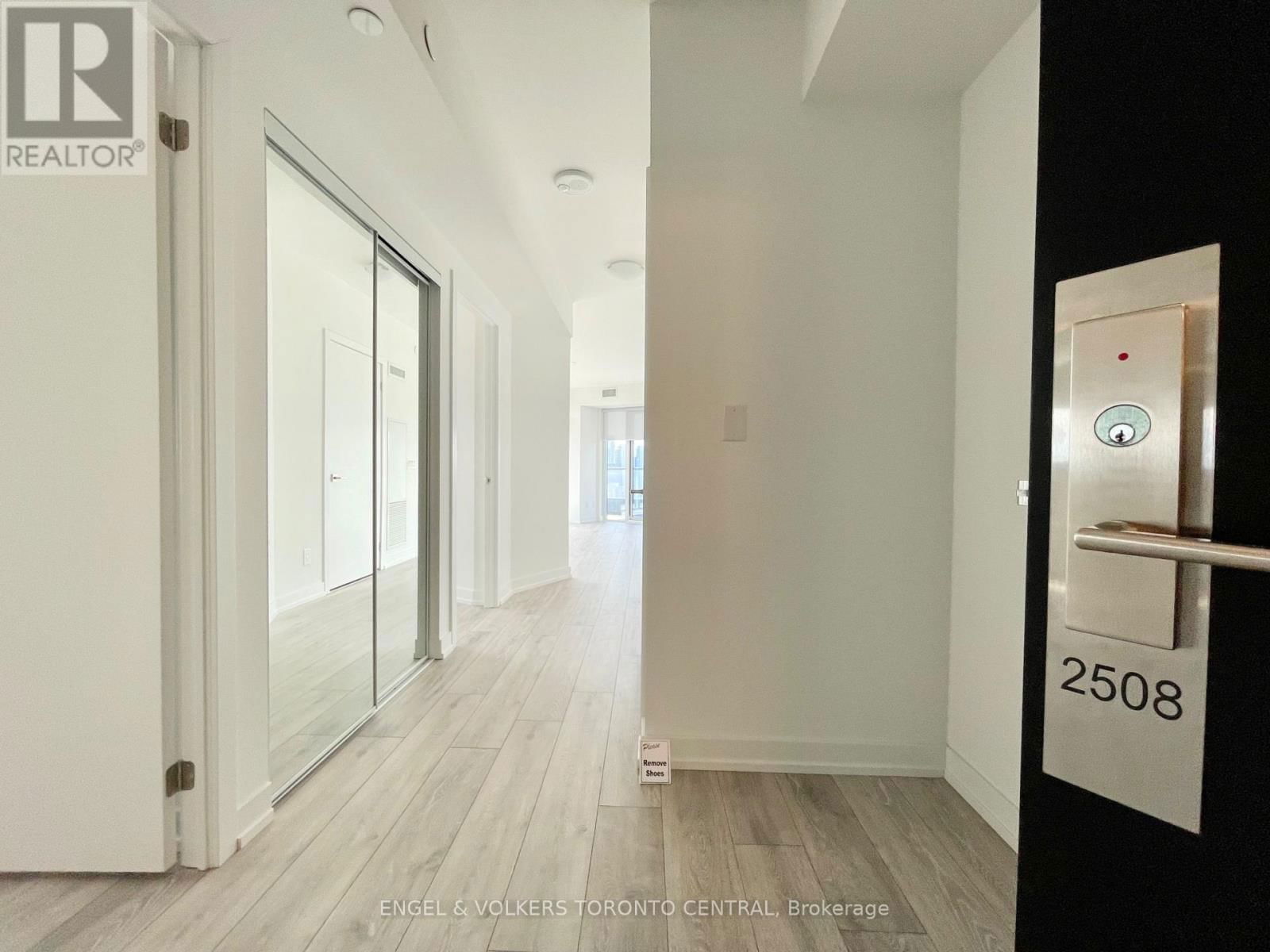 2508 - 159 WELLESLEY STREET EAST Image 3