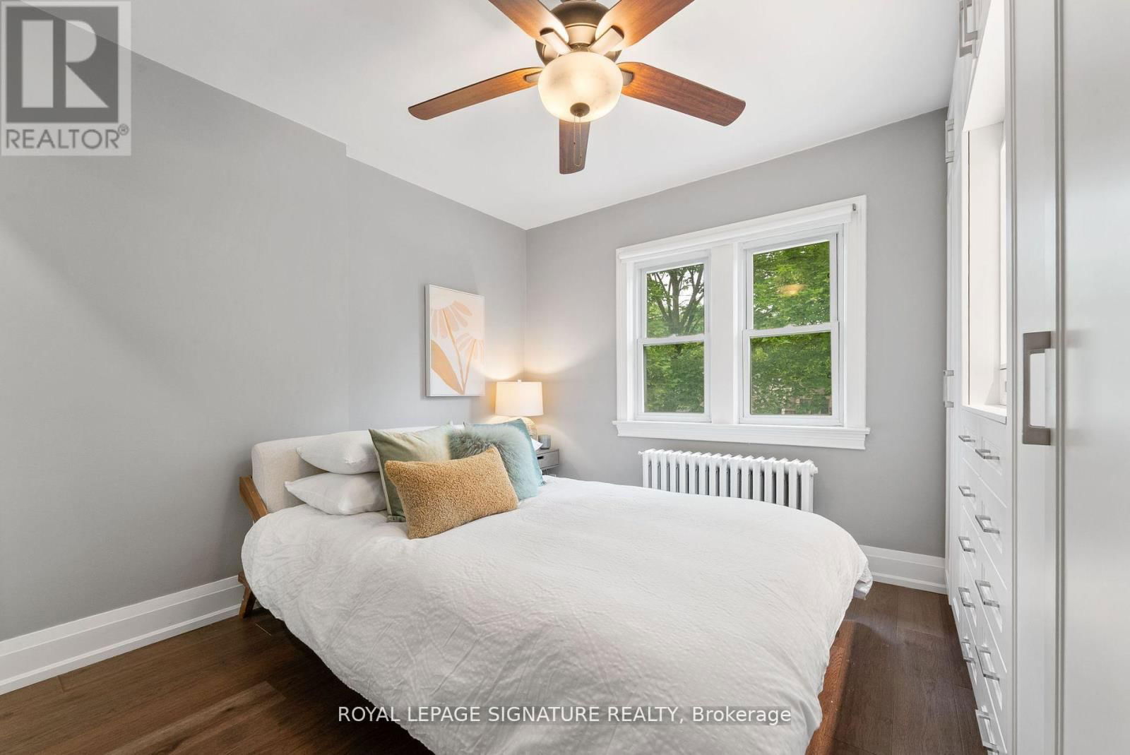 40 SOUTHVALE DRIVE Image 12