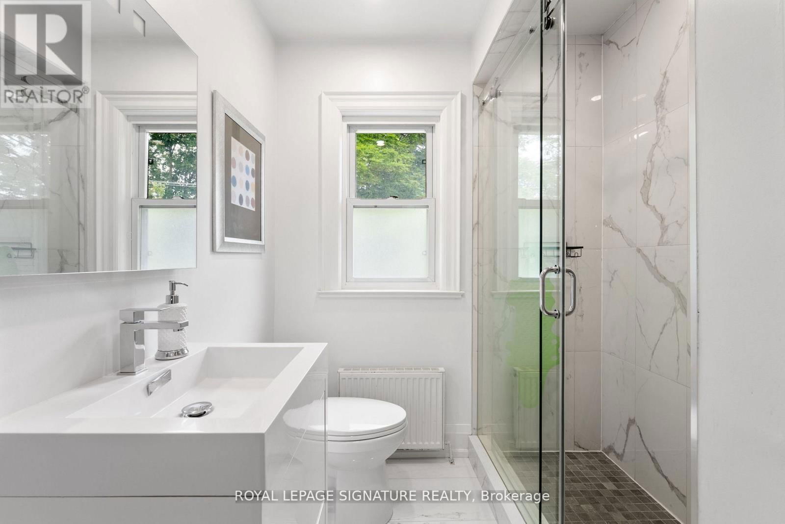 40 SOUTHVALE DRIVE Image 13