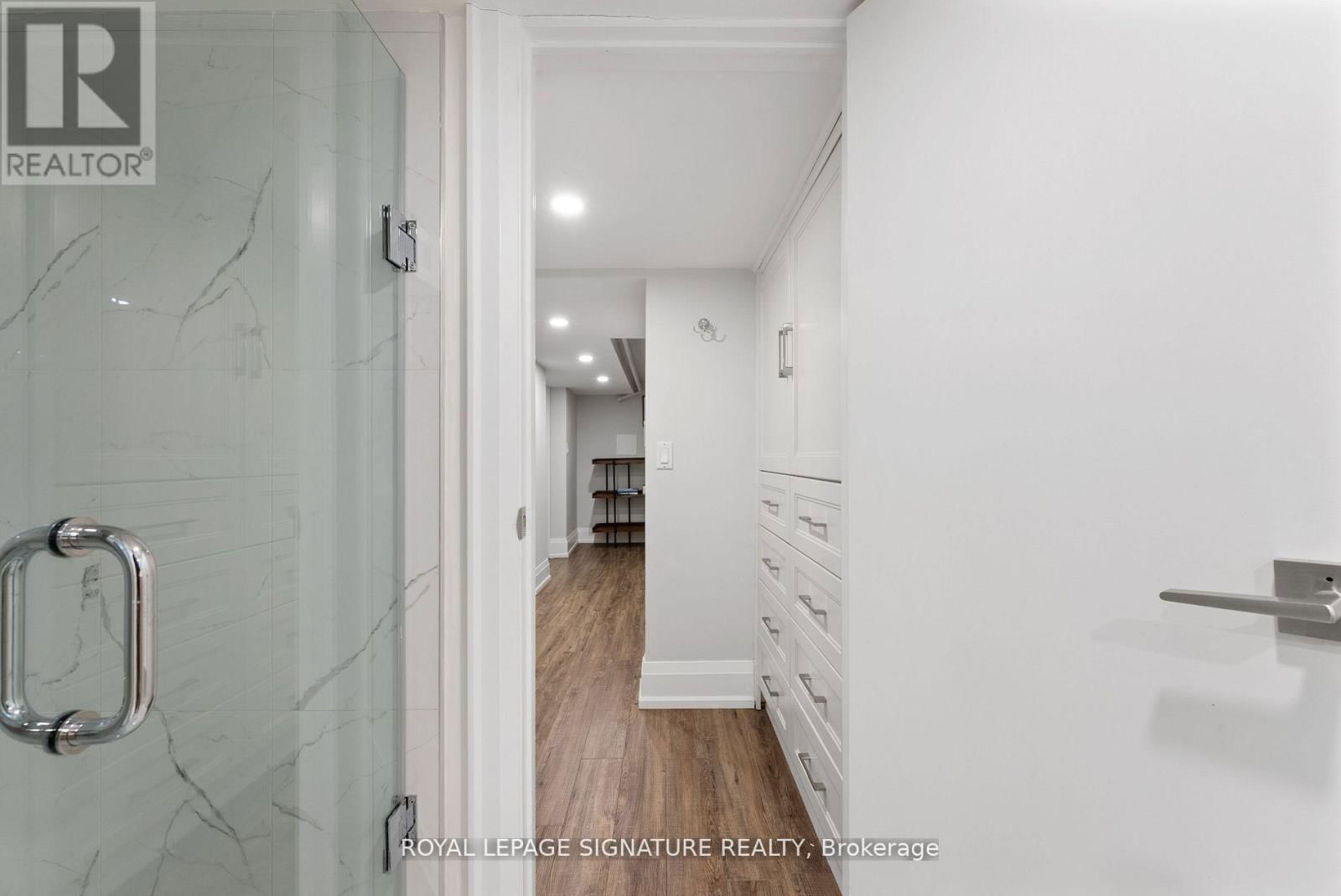 40 SOUTHVALE DRIVE Image 21