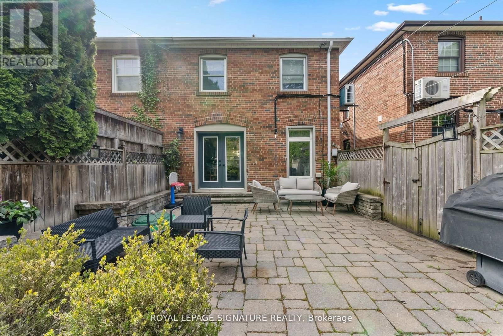 40 SOUTHVALE DRIVE Image 23