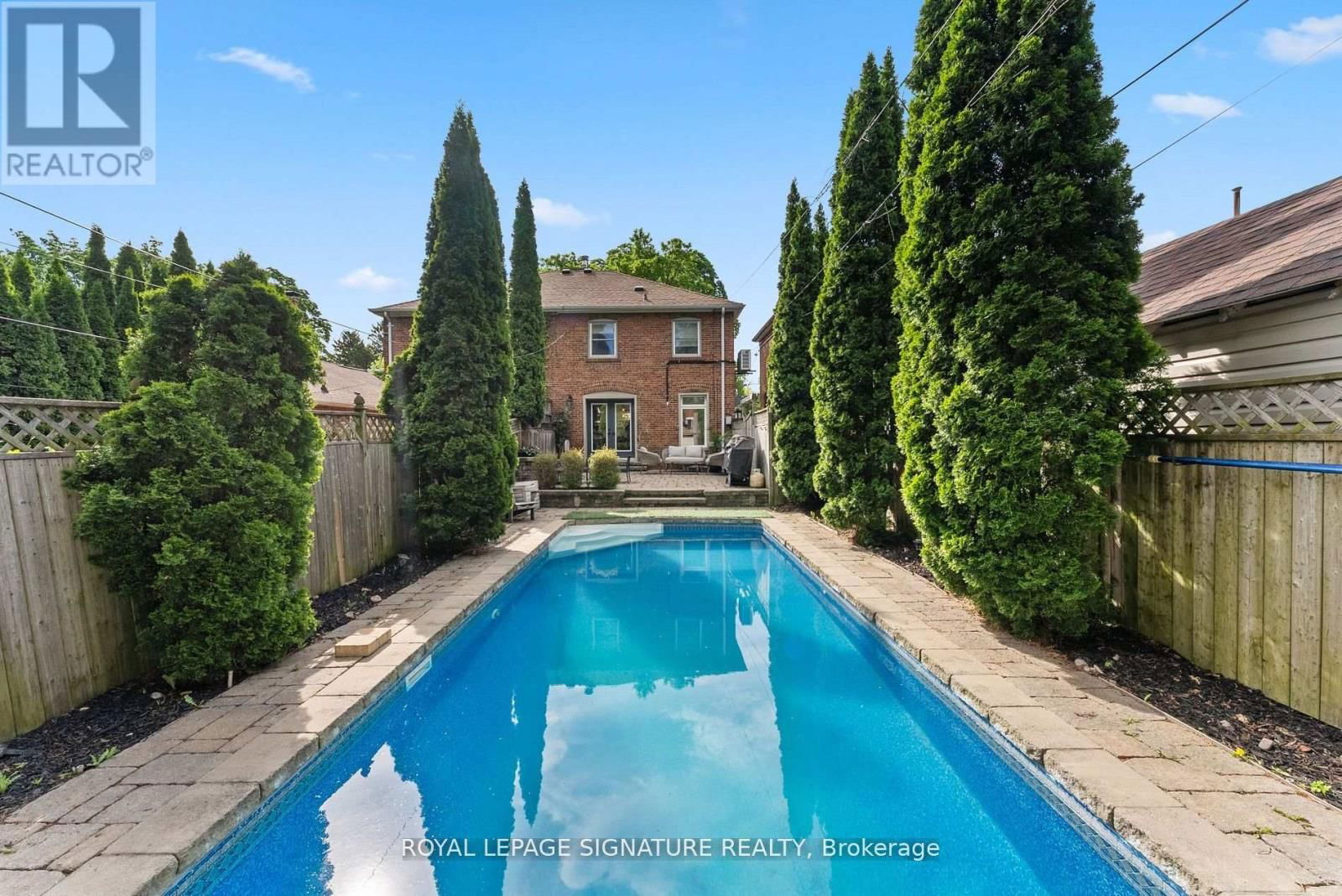 40 SOUTHVALE DRIVE Image 24