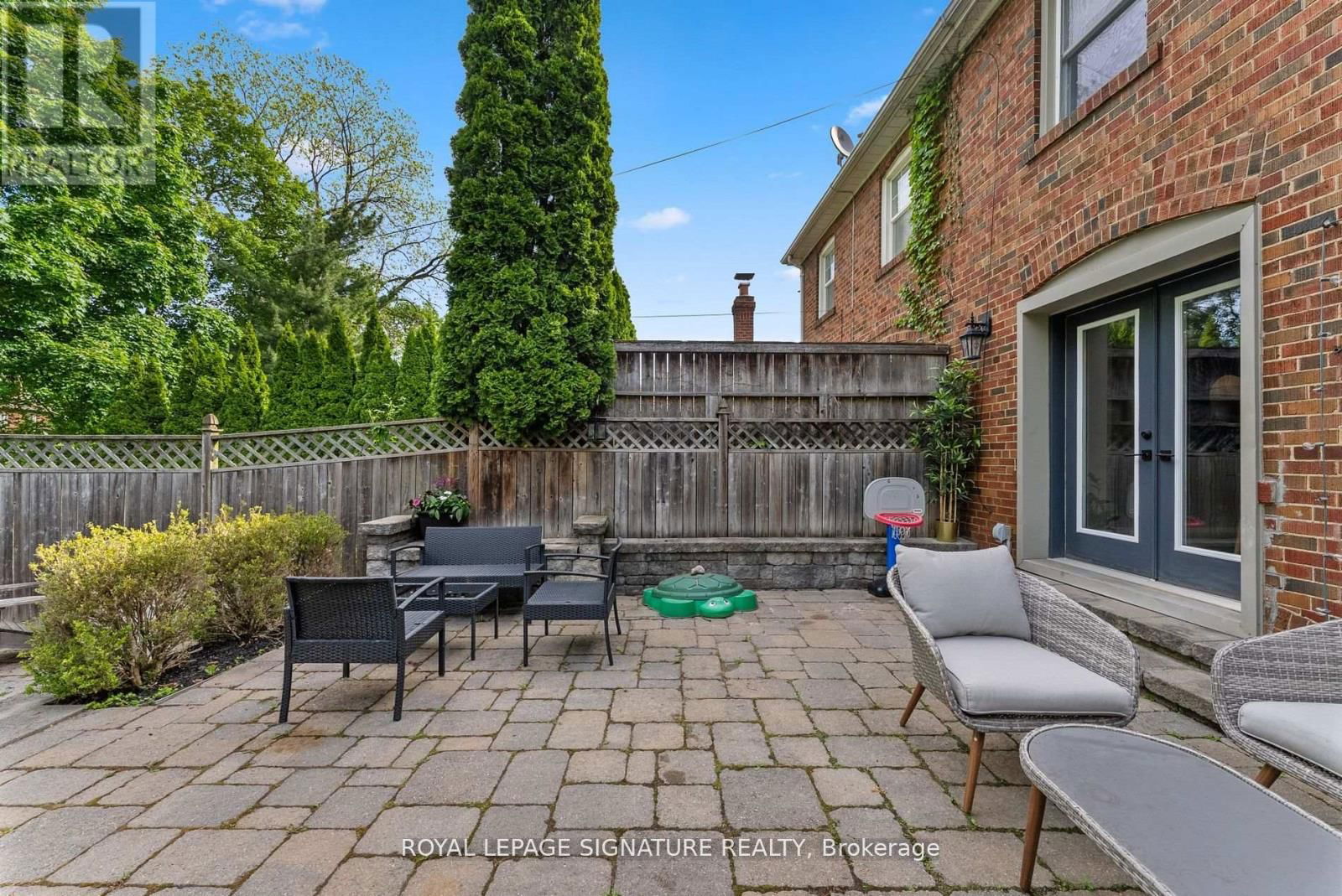 40 SOUTHVALE DRIVE Image 28