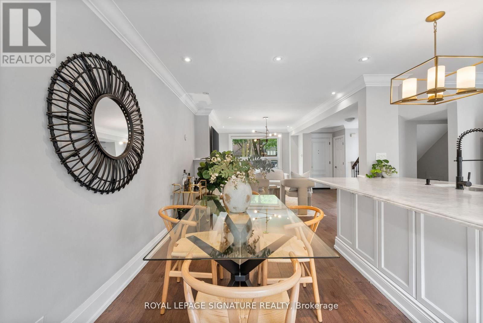 40 SOUTHVALE DRIVE Image 6