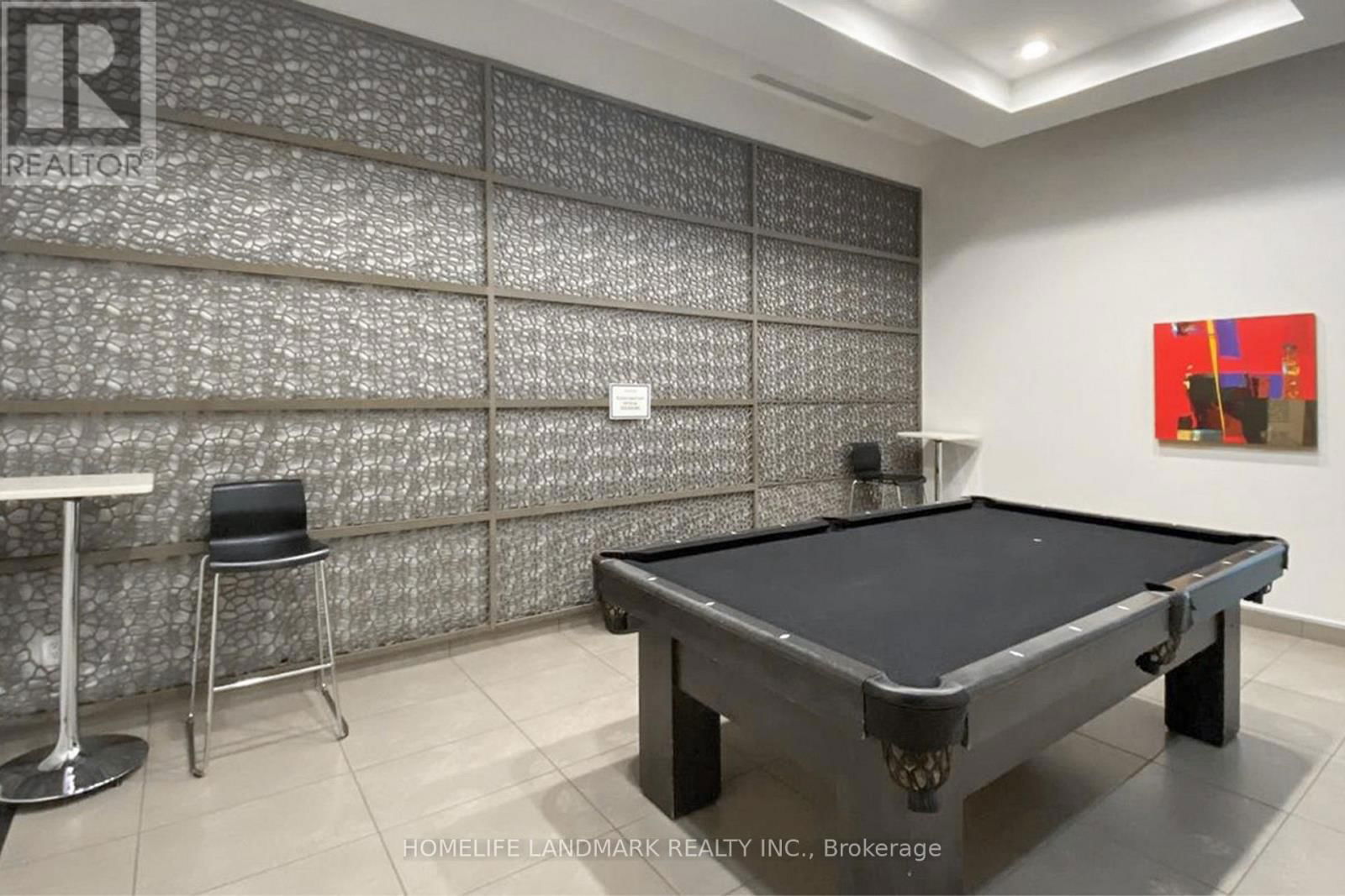 1103 - 15 SINGER COURT Image 37
