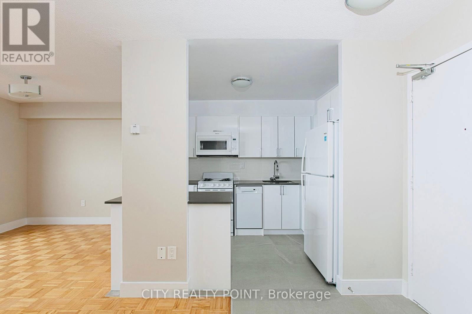 1010 - 666 SPADINA AVENUE Image 6