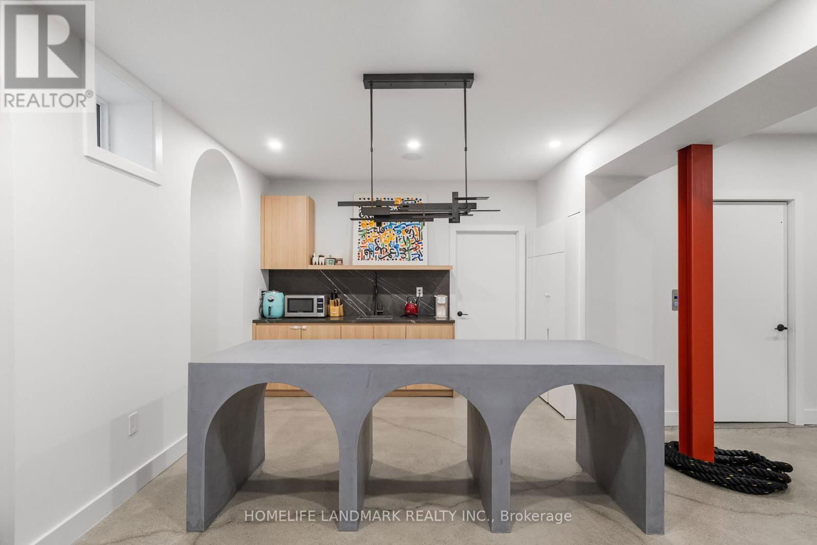 12 MISTY CRESCENT Image 34