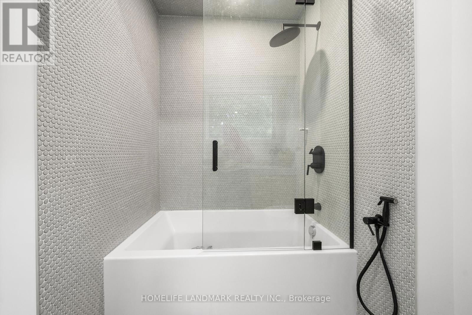 12 MISTY CRESCENT Image 46