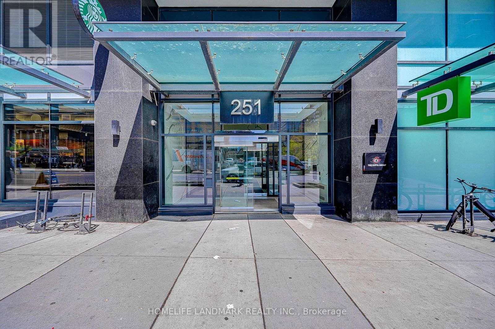 4307 - 251 JARVIS STREET Image 2