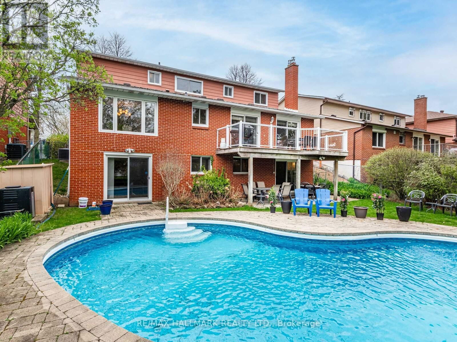 85 AMES CIRCLE Image 21